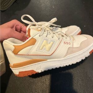 New Balance 550
Au Lait (Women's)